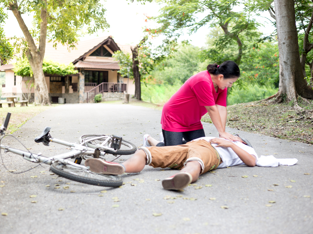 Bystander CPR cyclist image